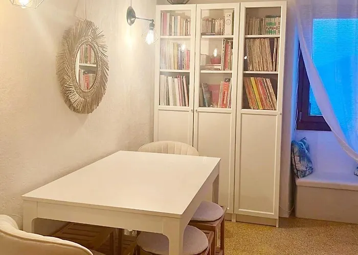 Typical Corsican With Garden Сasa de vacaciones Calenzana